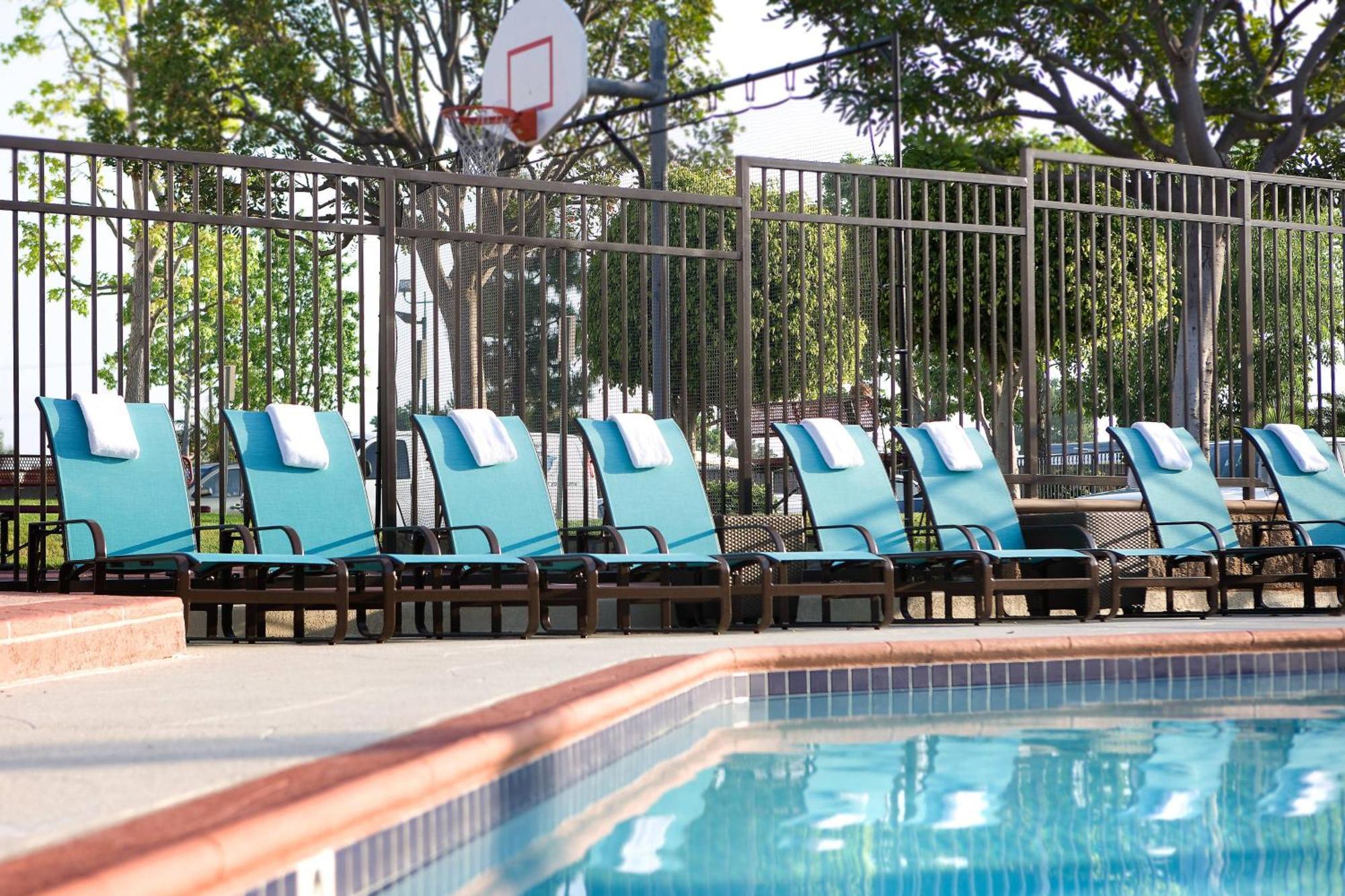 Residence Inn Costa Mesa Newport Beach Bagian luar foto